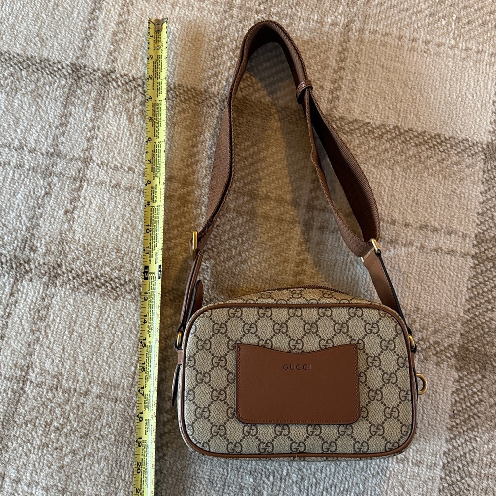 Gucci Beige and Brown Men's Messenger Bag - Picture 6 of 7